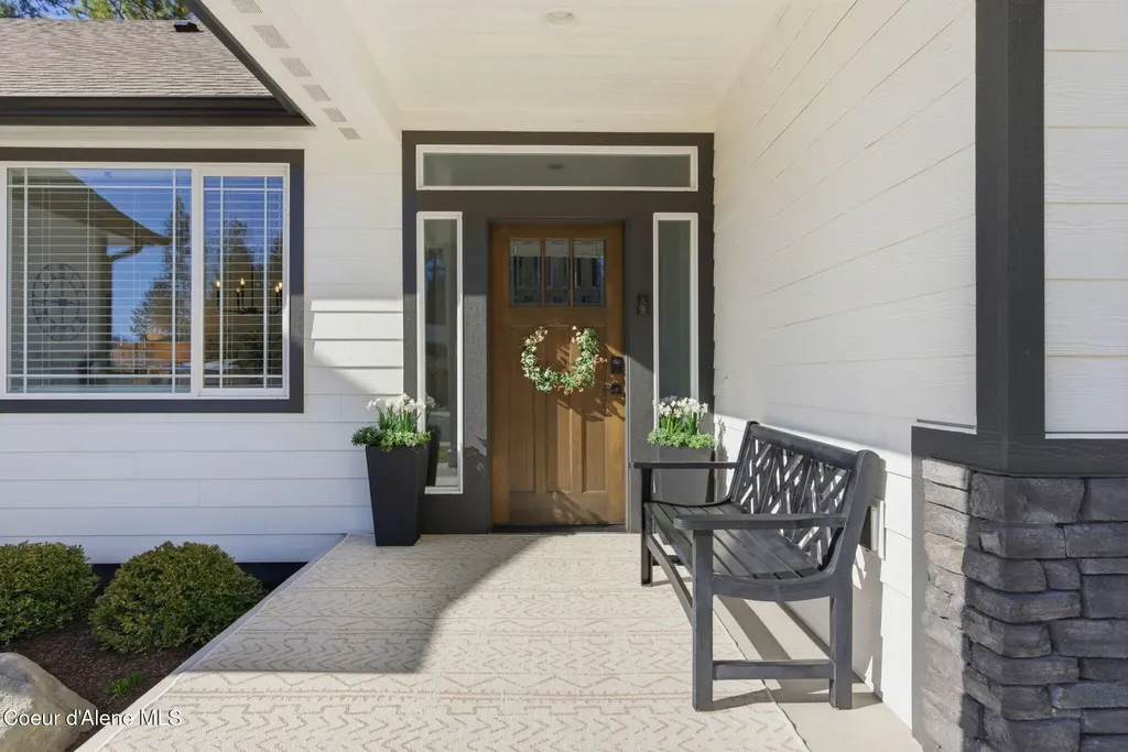 11565 N Emerald Drive Hayden ID 83835