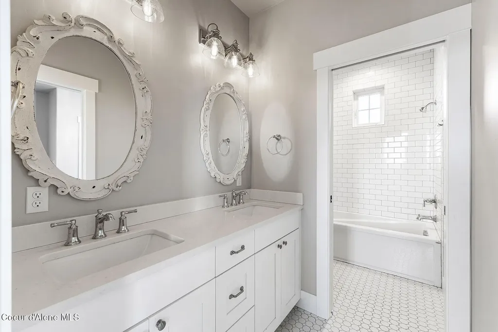 12378 N Meadow Wood Lane Hayden ID 83835