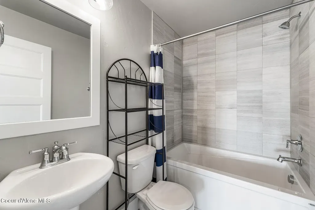 12378 N Meadow Wood Lane Hayden ID 83835