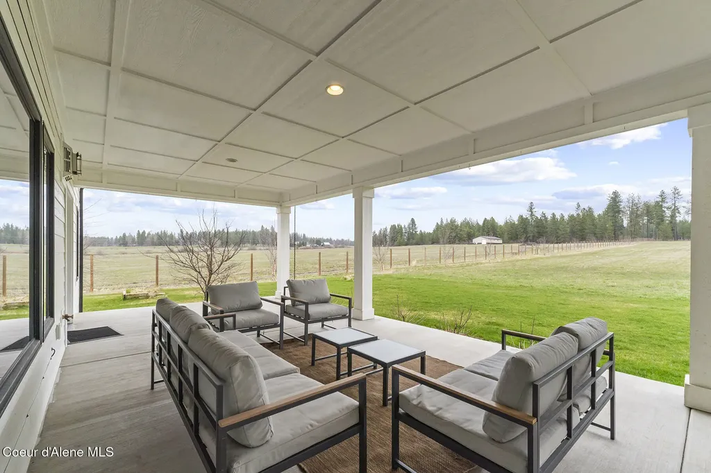 12378 N Meadow Wood Lane Hayden ID 83835