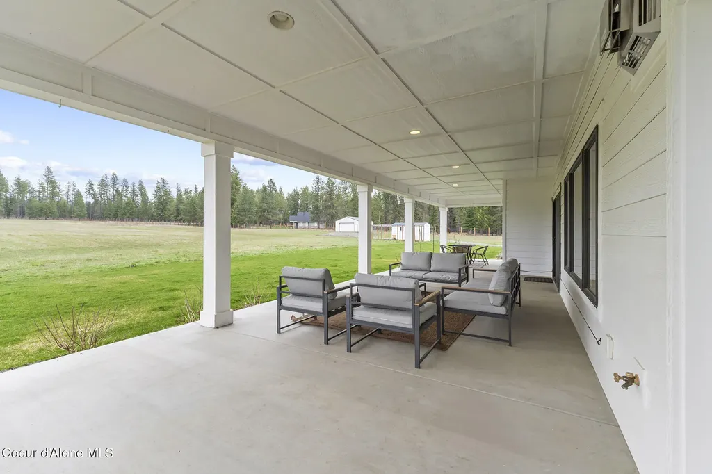 12378 N Meadow Wood Lane Hayden ID 83835