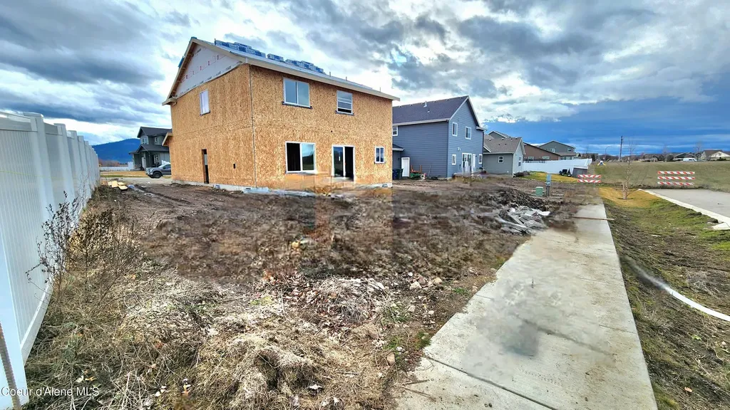 2593 E Natti Court Post Falls ID 83854