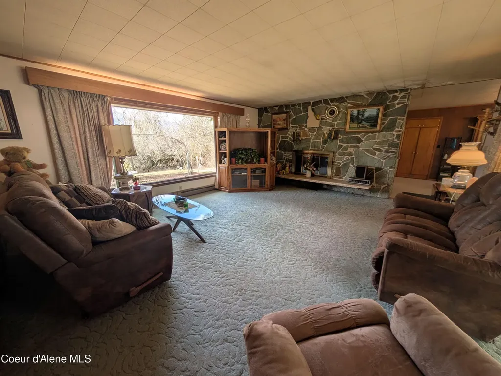 3176 Porthill Loop Bonners Ferry ID 83805