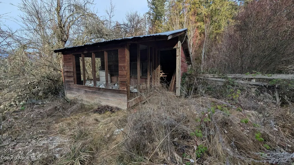 3176 Porthill Loop Bonners Ferry ID 83805