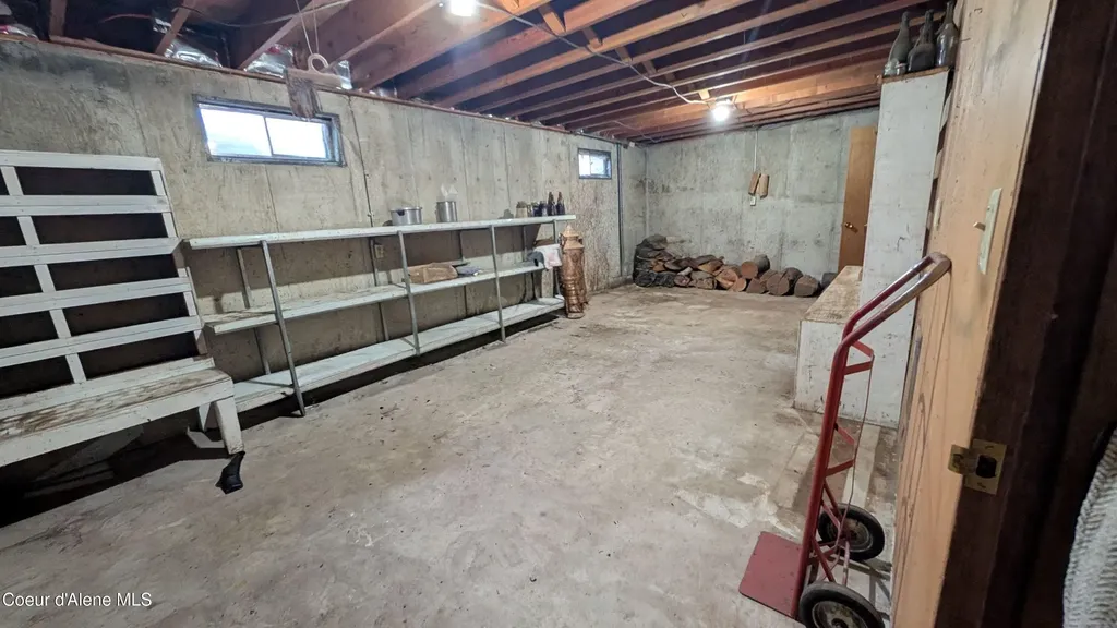 3176 Porthill Loop Bonners Ferry ID 83805