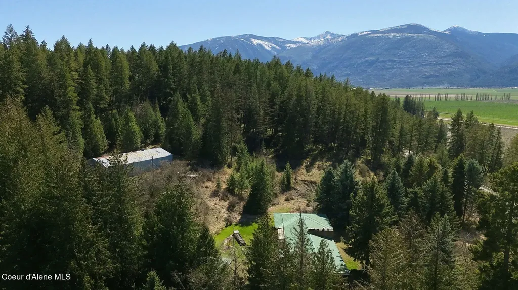 3176 Porthill Loop Bonners Ferry ID 83805