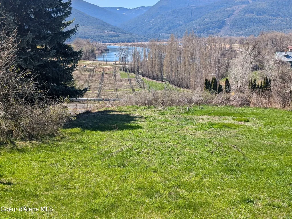 3176 Porthill Loop Bonners Ferry ID 83805