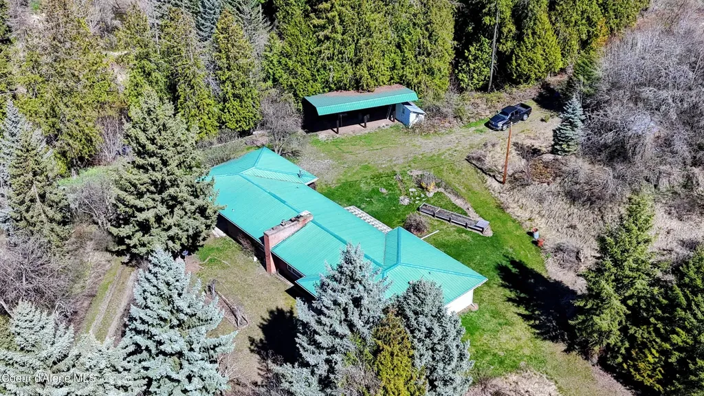 3176 Porthill Loop Bonners Ferry ID 83805