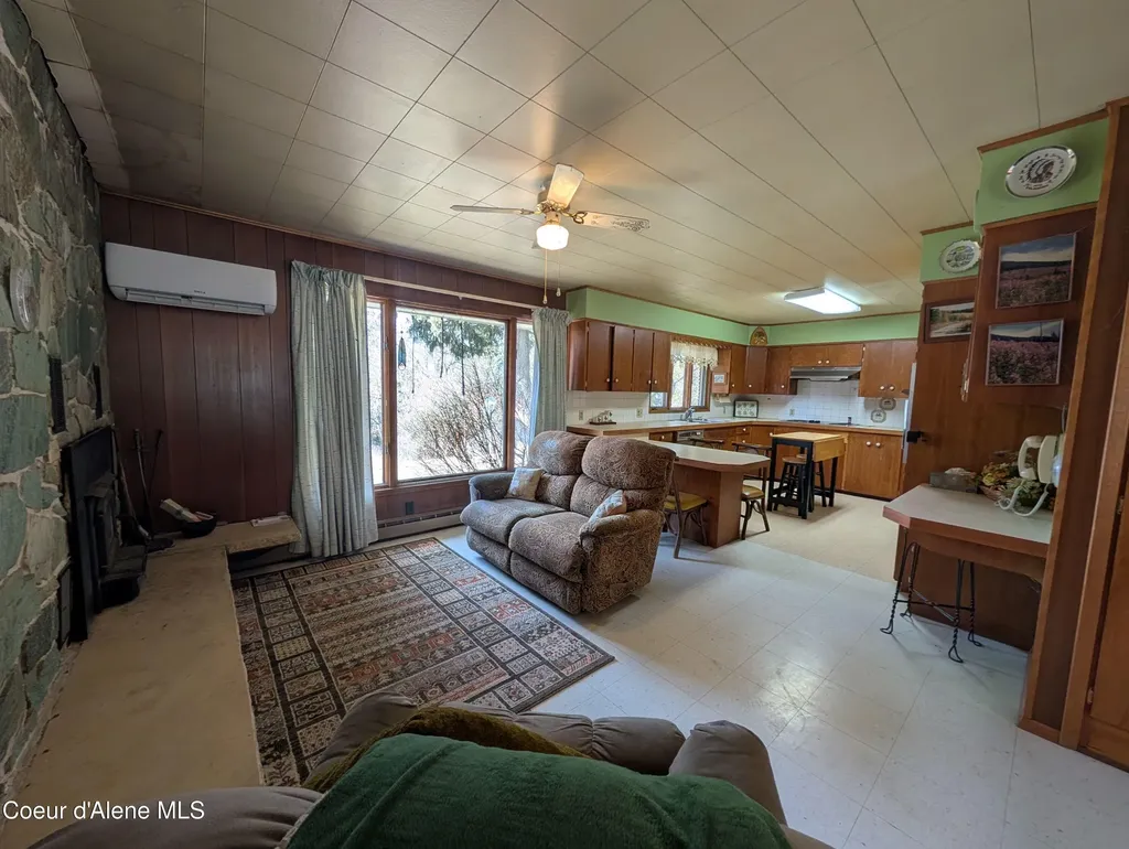 3176 Porthill Loop Bonners Ferry ID 83805