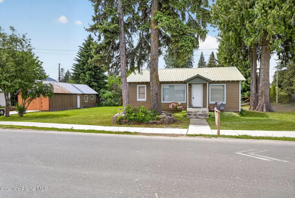 103 N Stephen Street Clark Fork ID 83811