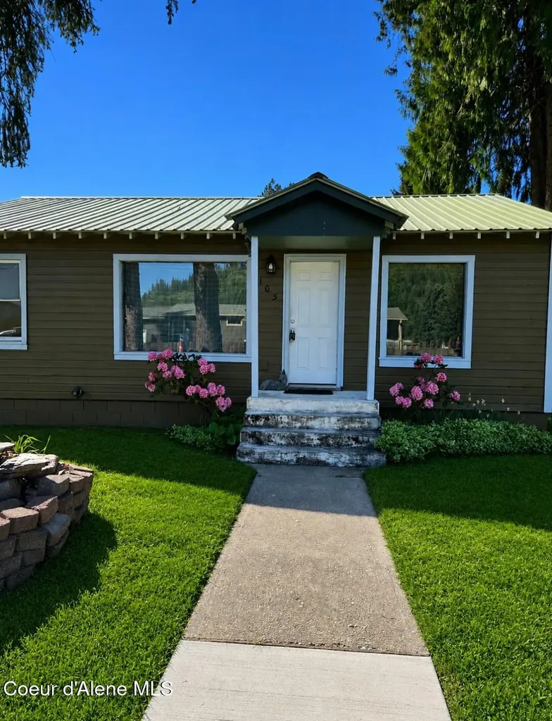 103 N Stephen Street Clark Fork ID 83811