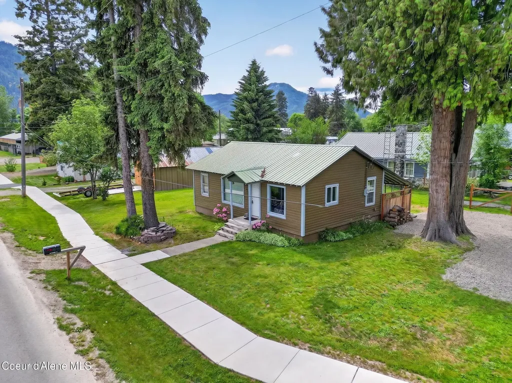 103 N Stephen Street Clark Fork ID 83811