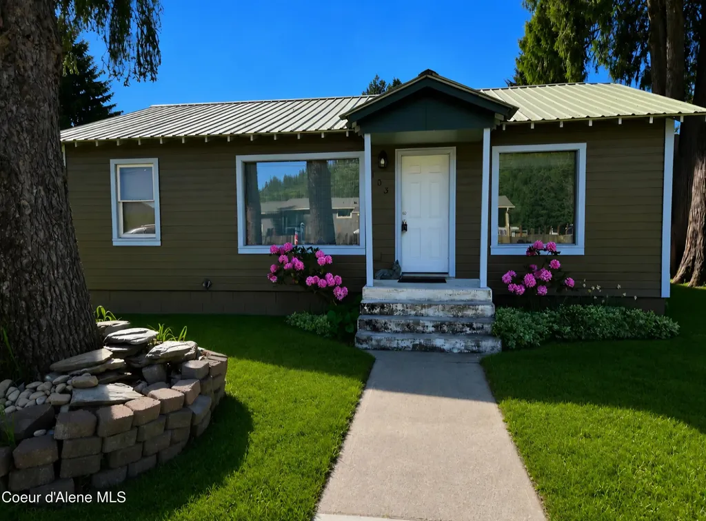 103 N Stephen Street Clark Fork ID 83811