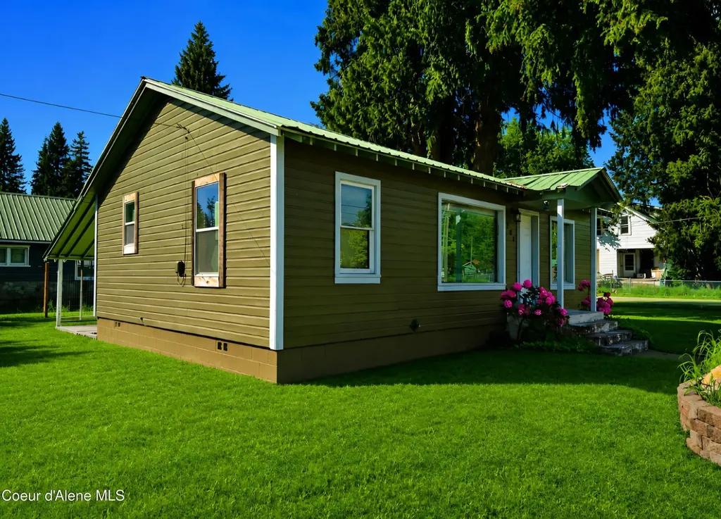 103 N Stephen Street Clark Fork ID 83811