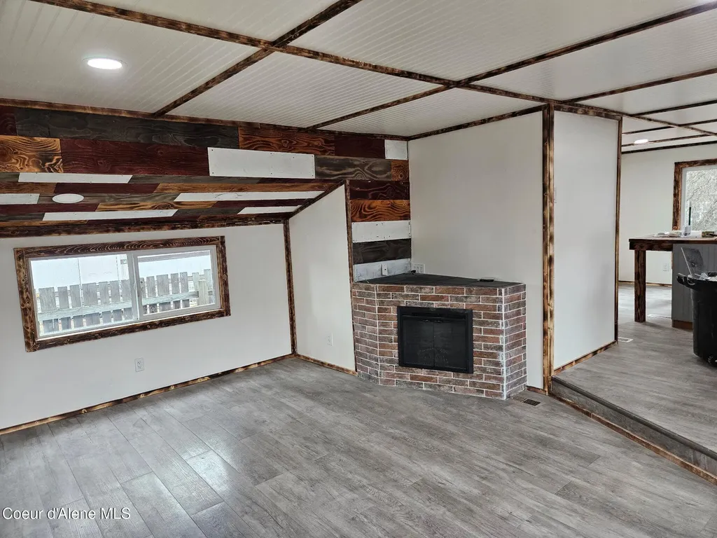 4301 E Maplewood Avenue Post Falls ID 83854