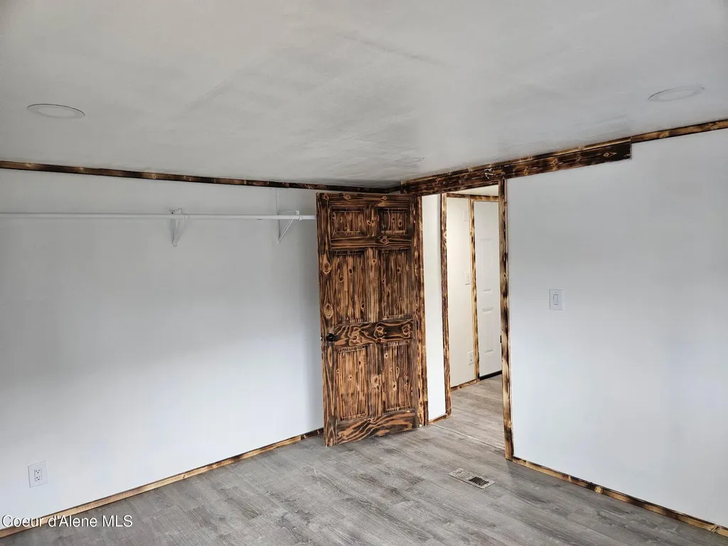4301 E Maplewood Avenue Post Falls ID 83854
