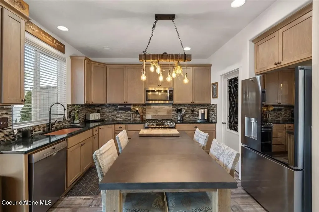 3262 Woodford Street Post Falls ID 83854