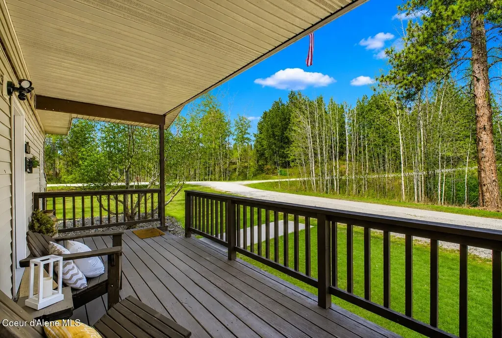 1297 Eastside Road Priest River ID 83856