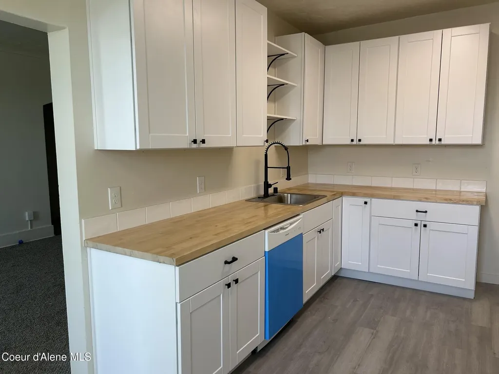 2228 N Astor Street Spokane WA 99207