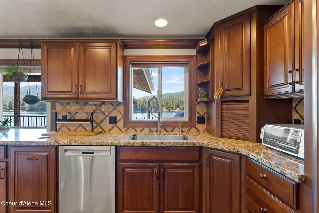 1926 E Rodkey Drive Post Falls ID 83854