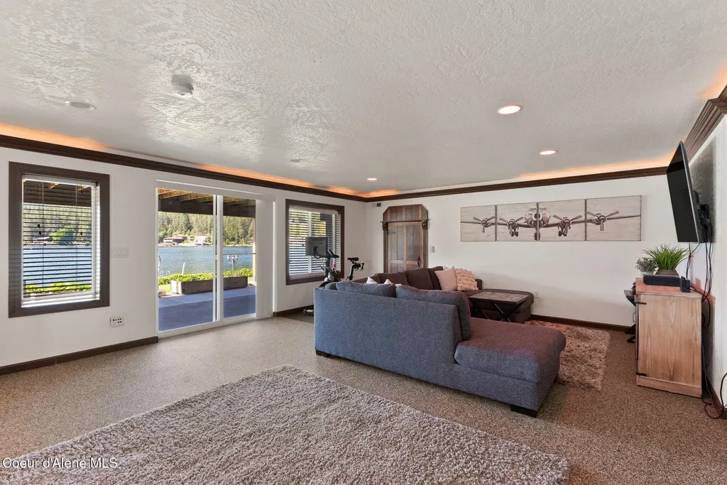 1926 E Rodkey Drive Post Falls ID 83854