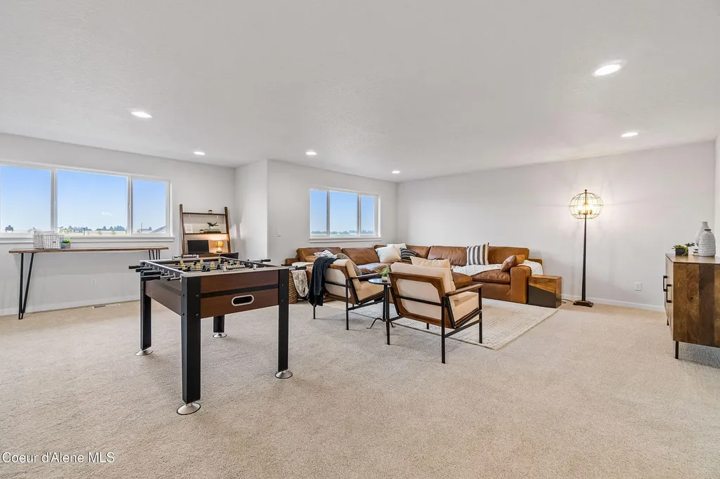 2101 N Skagit Drive Post Falls ID 83854