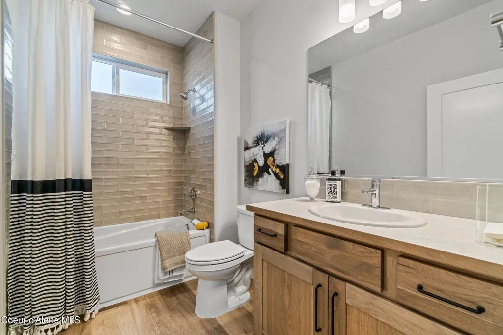 2101 N Skagit Drive Post Falls ID 83854