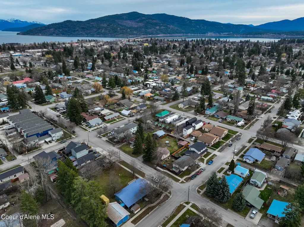 1224 Spruce Street Sandpoint ID 83864
