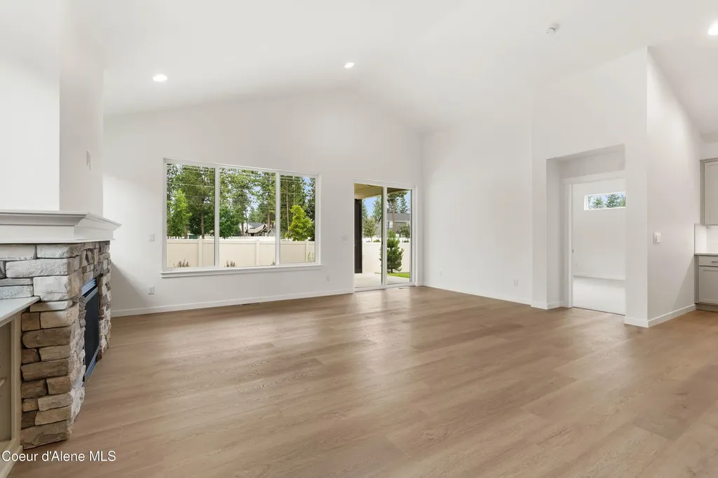 3331 N Segar Loop Post Falls ID 83854