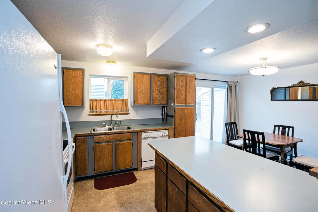 1612 E 2nd Avenue Post Falls ID 83854