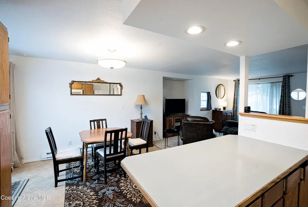 1612 E 2nd Avenue Post Falls ID 83854