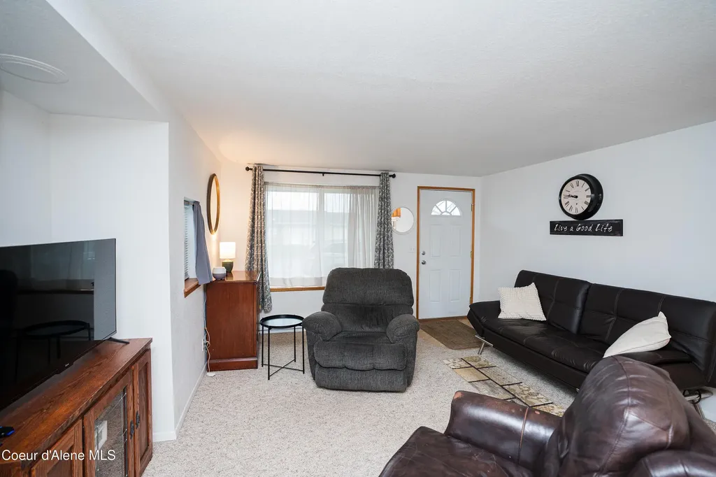 1612 E 2nd Avenue Post Falls ID 83854