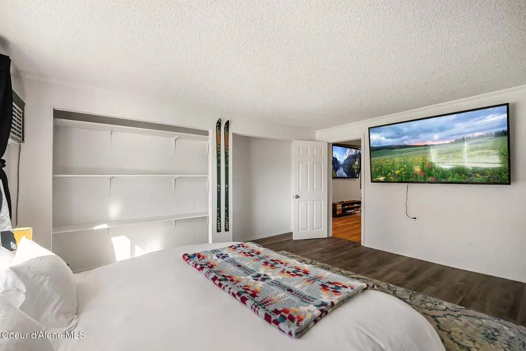 501 N 4th Avenue Sandpoint ID 83864