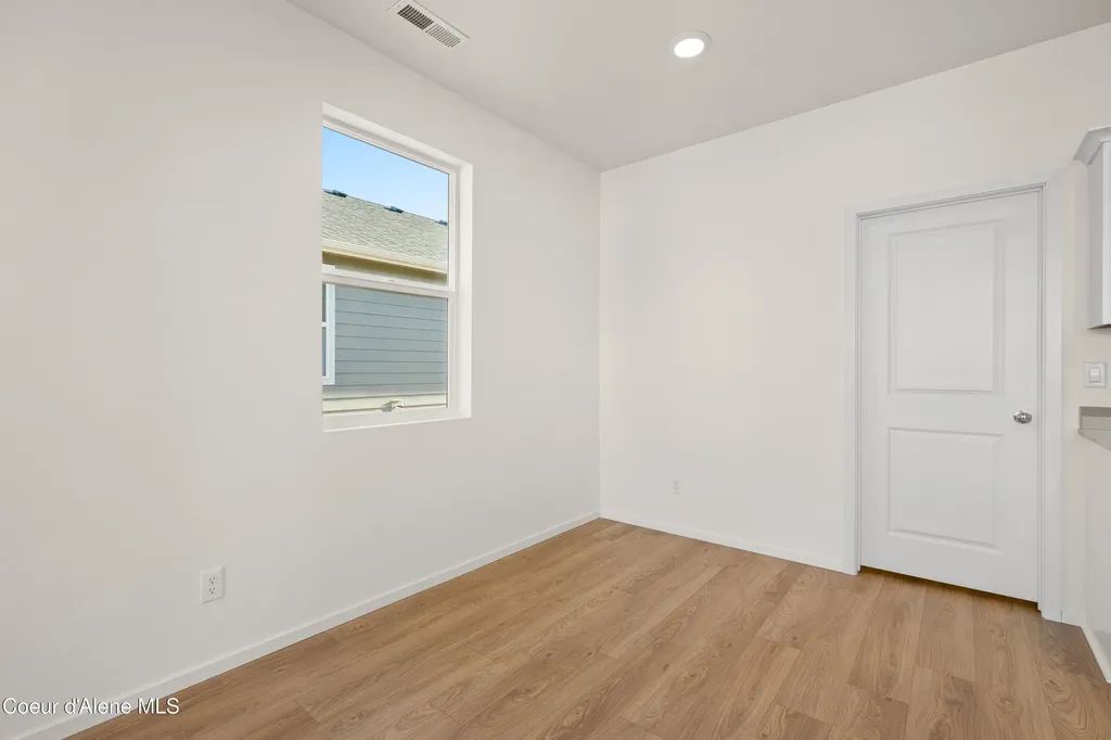 5294 E Aquila Avenue Post Falls ID 83854