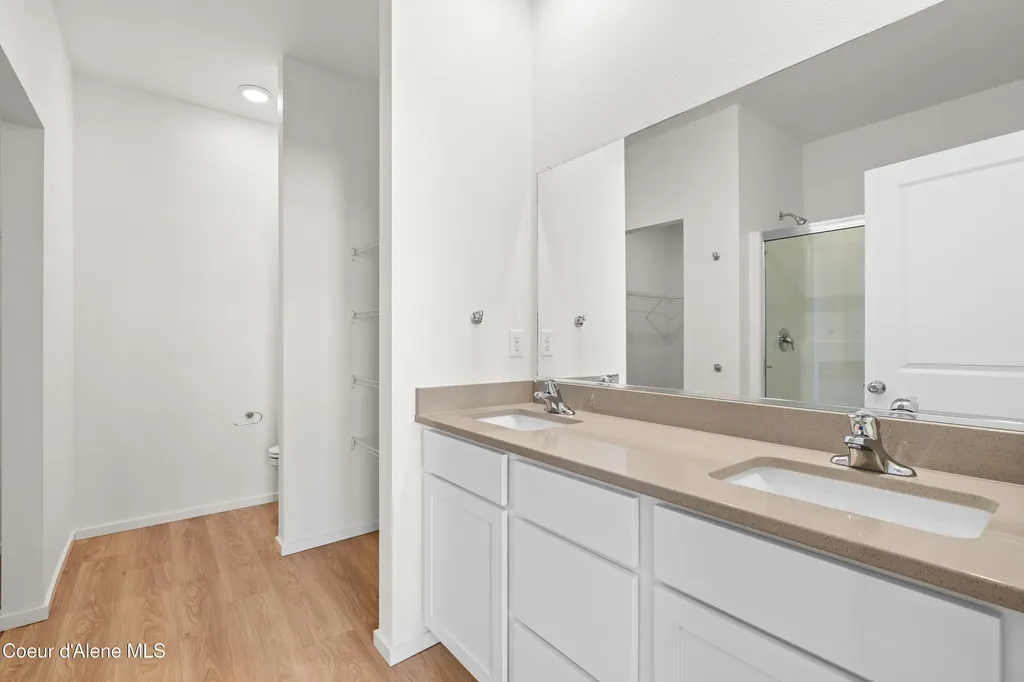 5294 E Aquila Avenue Post Falls ID 83854