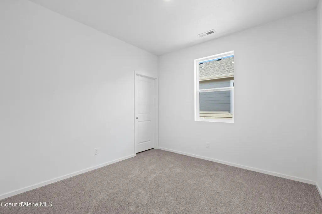 5294 E Aquila Avenue Post Falls ID 83854