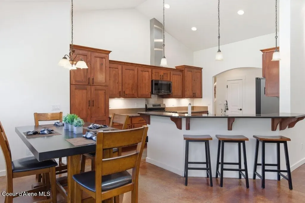 80 Carlson Drive Sandpoint ID 83864