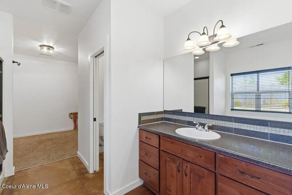 80 Carlson Drive Sandpoint ID 83864