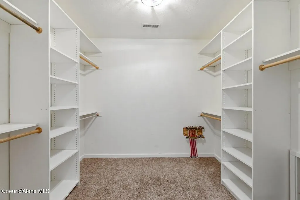80 Carlson Drive Sandpoint ID 83864
