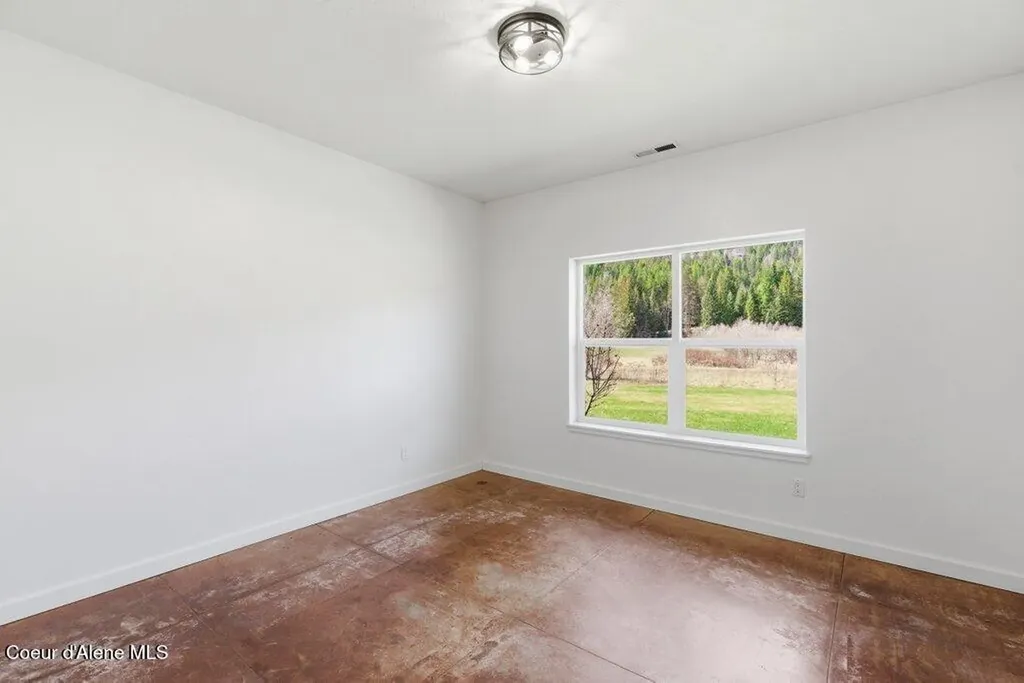 80 Carlson Drive Sandpoint ID 83864