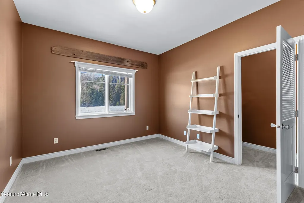 828 W Fork Eagle Creek Road Wallace ID 83873