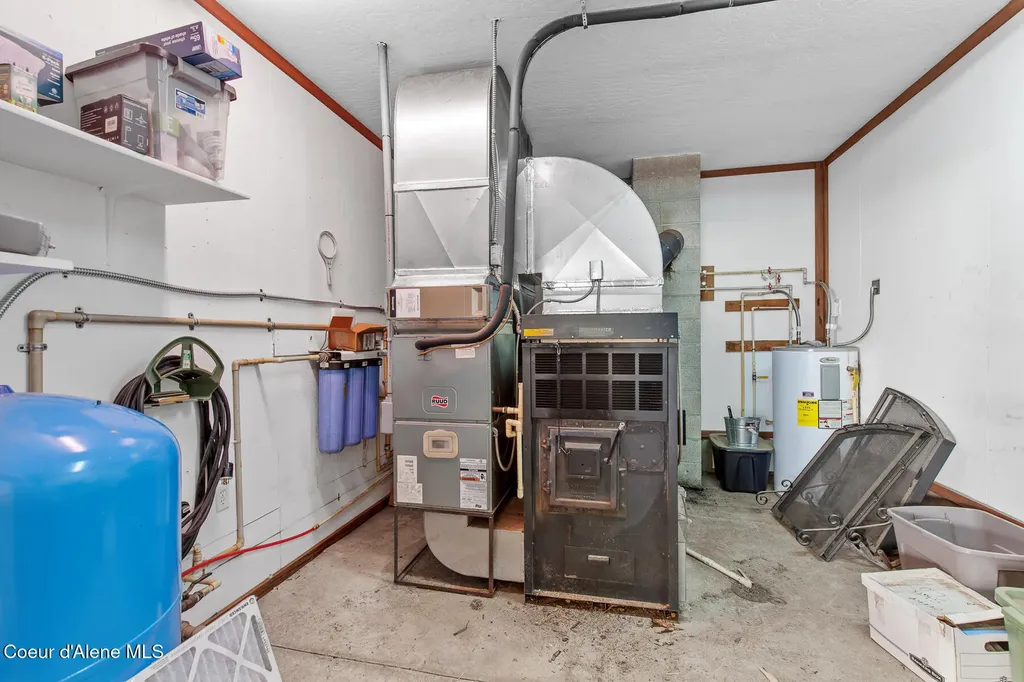 828 W Fork Eagle Creek Road Wallace ID 83873