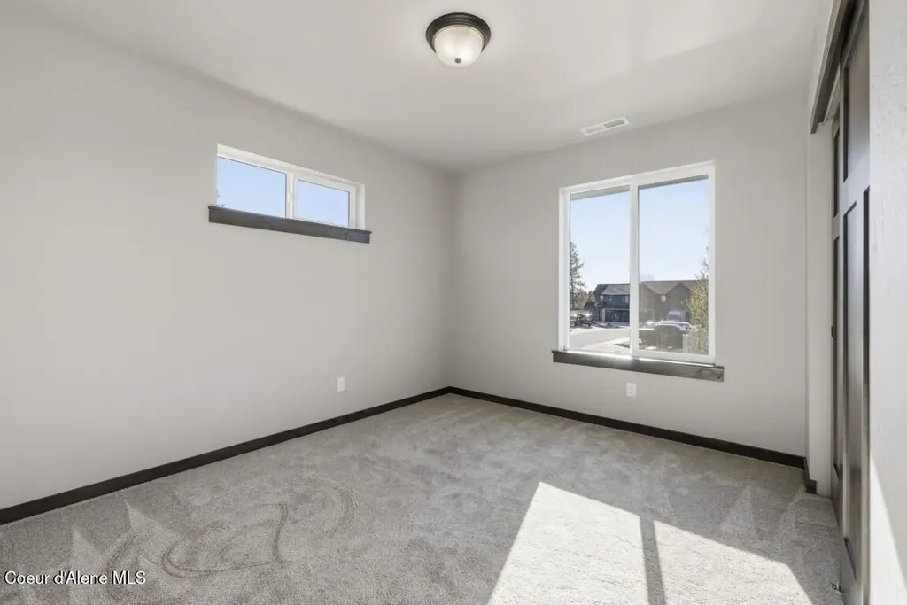 693 W Monashee Lane Hayden ID 83835