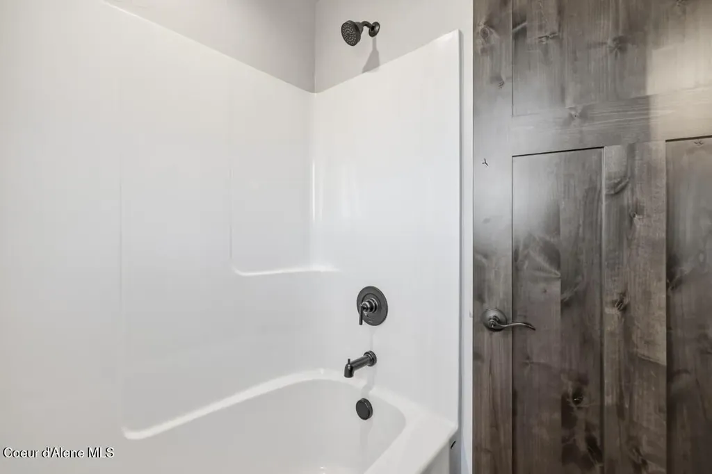 693 W Monashee Lane Hayden ID 83835