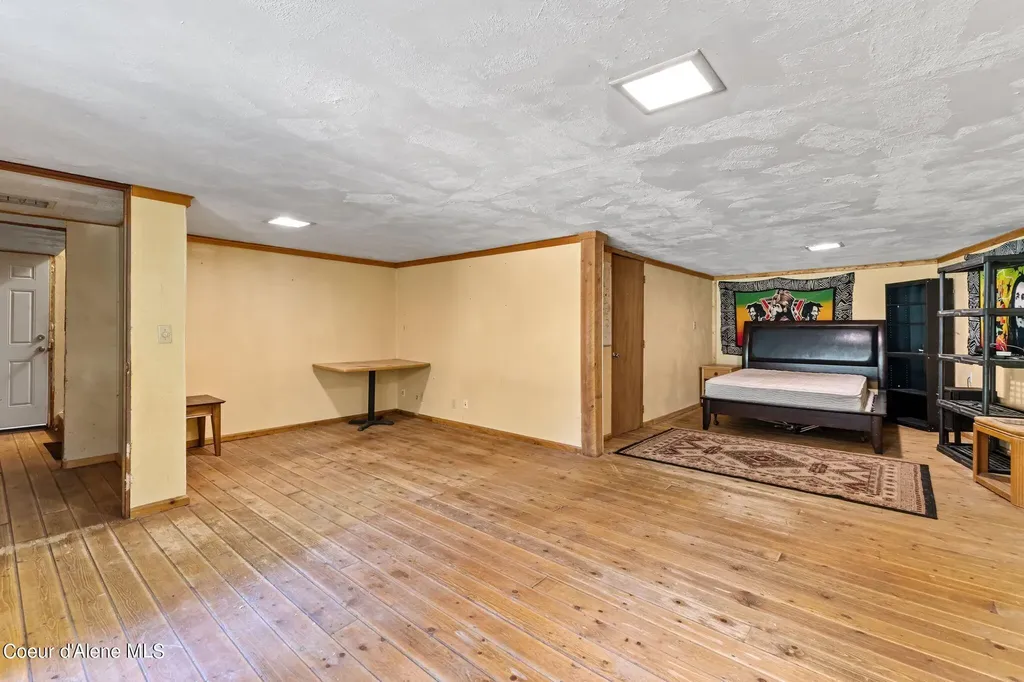 3897 Upper Gold Creek Road Sandpoint ID 83864