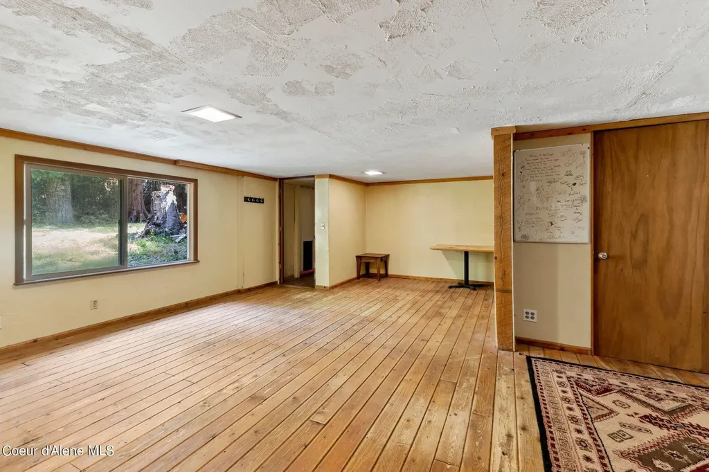 3897 Upper Gold Creek Road Sandpoint ID 83864