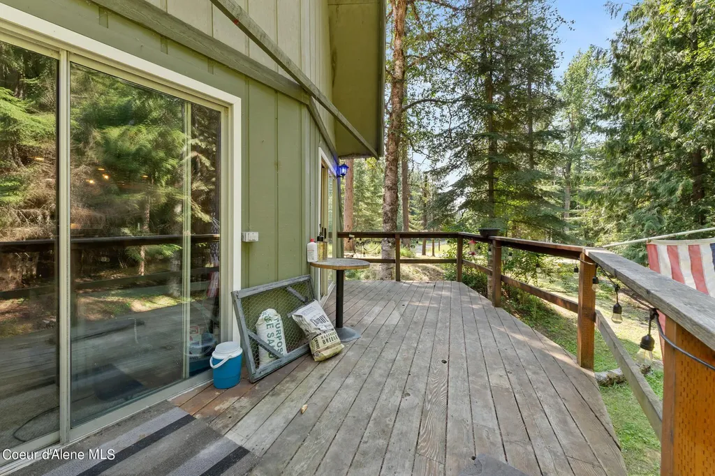 3897 Upper Gold Creek Road Sandpoint ID 83864