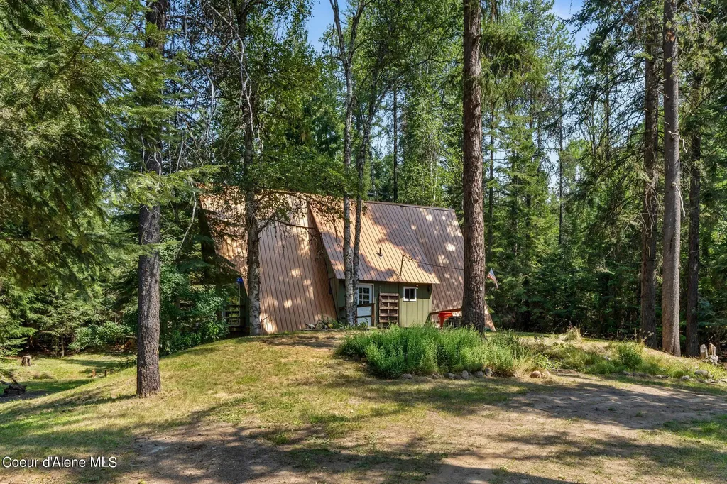3897 Upper Gold Creek Road Sandpoint ID 83864