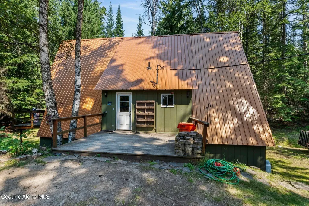 3897 Upper Gold Creek Road Sandpoint ID 83864