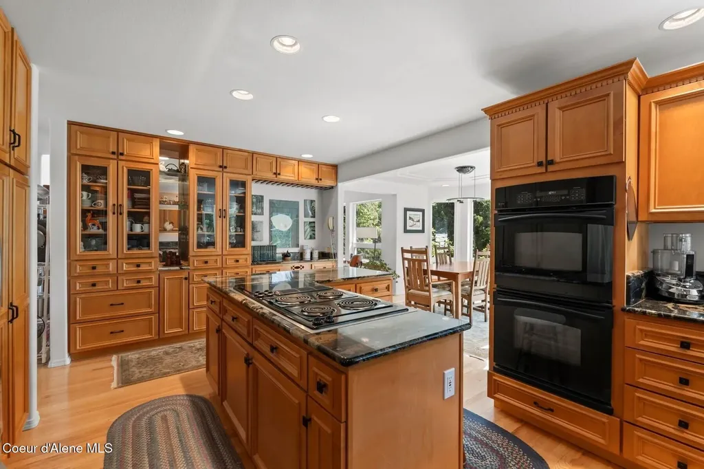 38 S Quail Run Sandpoint ID 83864
